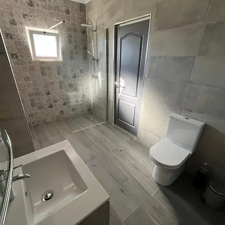 Ocean View By Charmes B Apartment *