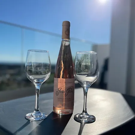 Ocean View By Charmes B البوفيرا