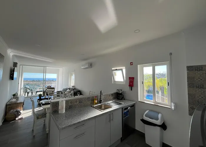 Ocean View By Charmes B Lägenhet *